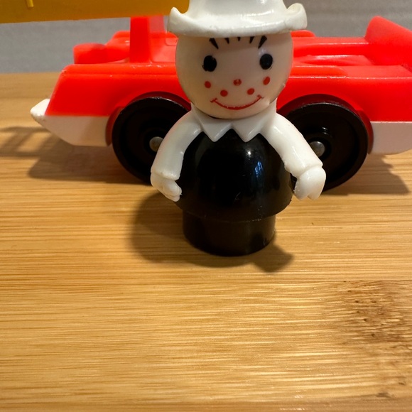 Vintage Fisher Price Little People Fireman and Fire Engine Truck! Village Toys! - Picture 6 of 13